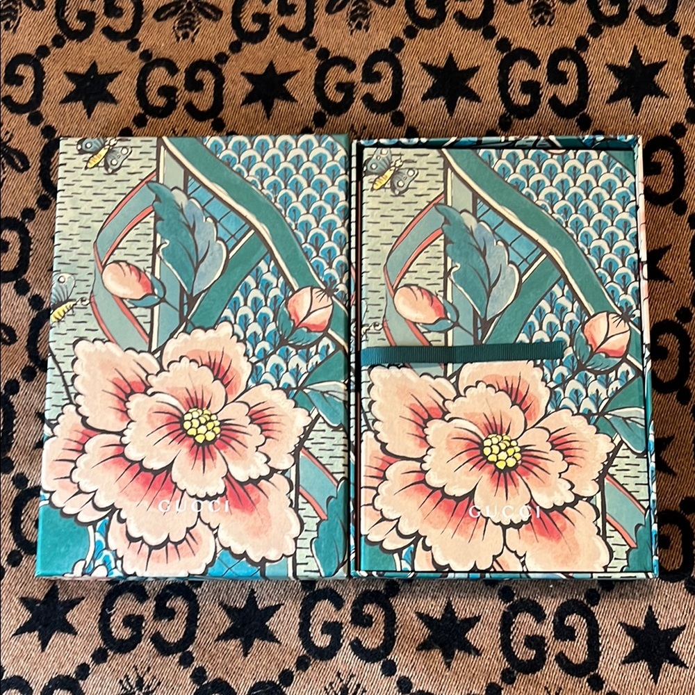 Gucci stationary set with Pink and Green Accents in a floral design